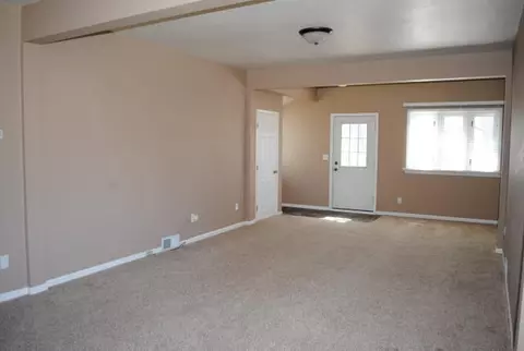 625 3rd St N, Carrington, ND 58421 photo 10