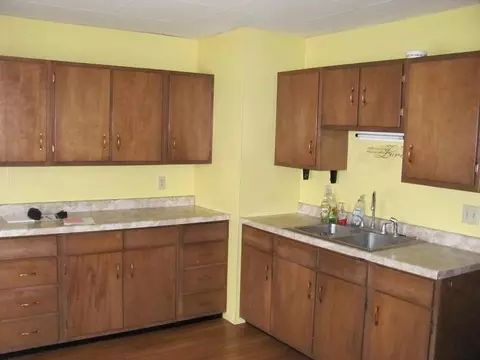112 Main St W, Edgeley, ND 58433 photo 4