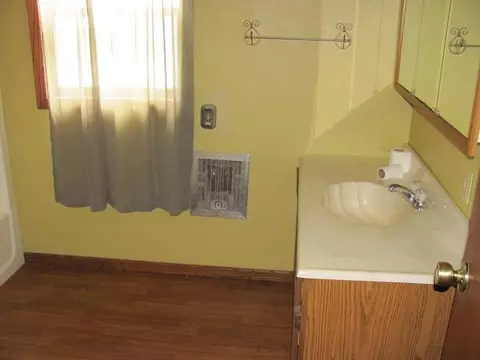 112 Main St W, Edgeley, ND 58433 photo 7