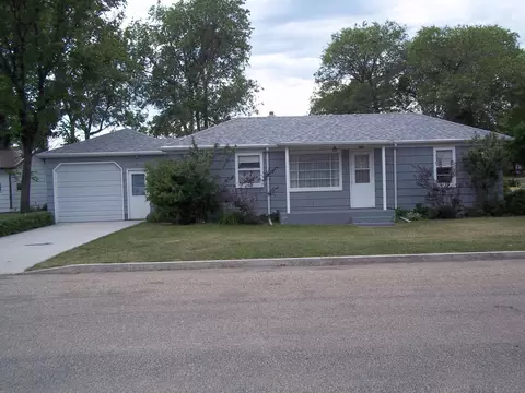 515 5th St NW, Edgeley, ND 58433 photo 1