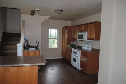 1168 Us-281 SE, Pingree, ND 58476 photo 3
