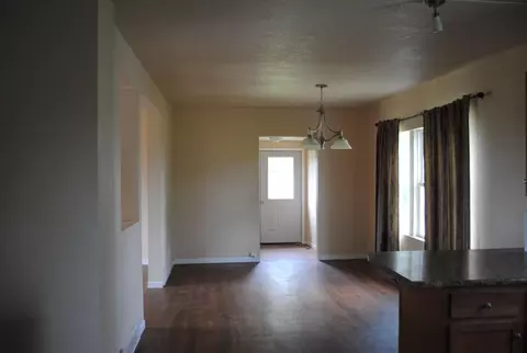 1168 Us-281 SE, Pingree, ND 58476 photo 6
