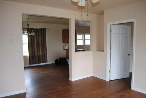 1168 Us-281 SE, Pingree, ND 58476 photo 10