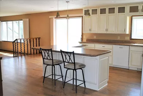 6285 Main St E, Carrington, ND 58421 photo 8