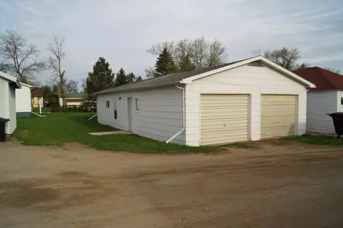 214 6th Ave W, Edgeley, ND 58433 photo 8