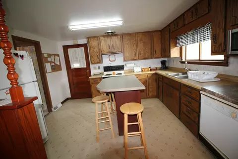 708 2nd St E, Edgeley, ND 58433 photo 7