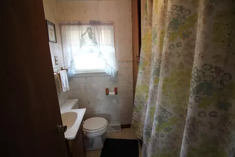 708 2nd St E, Edgeley, ND 58433 photo 8