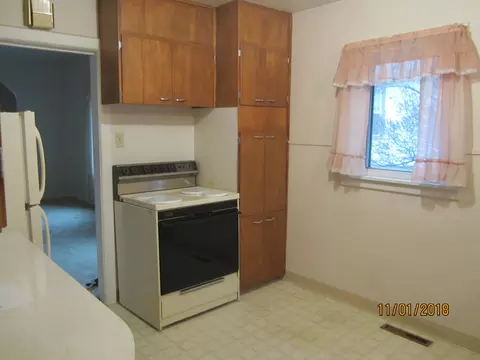 506 5th Ave SE, Jamestown, ND 58401 photo 3