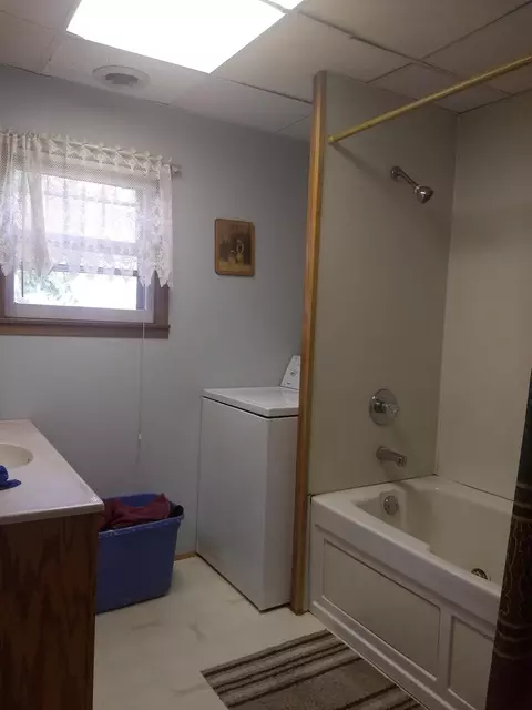 611 2nd St E, Edgeley, ND 58433 photo 9