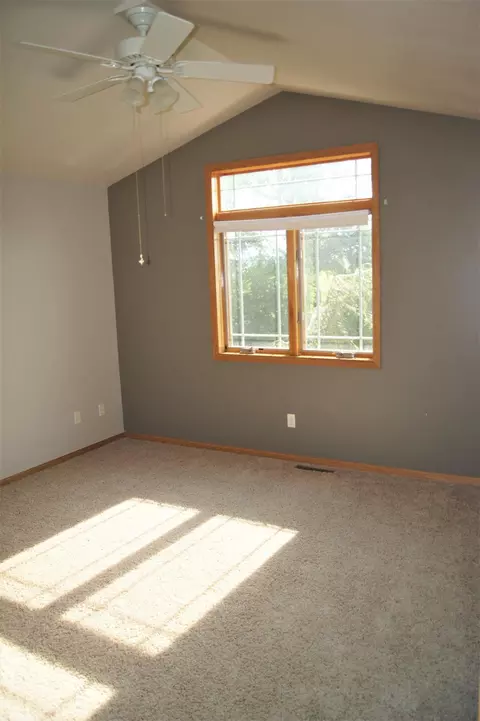 72 Lake Dr E, Ellendale, ND 58436 photo 35