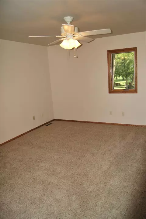 72 Lake Dr E, Ellendale, ND 58436 photo 39
