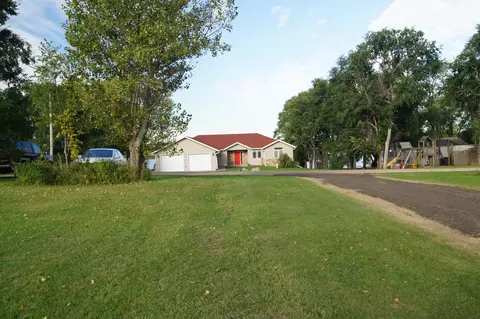 72 Lake Dr E, Ellendale, ND 58436 photo 11