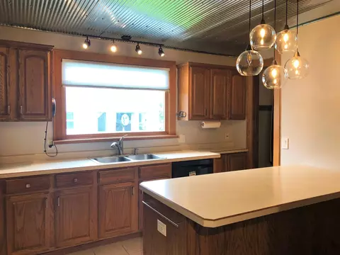 558 Main St, Carrington, ND 58421 photo 10