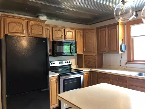 558 Main St, Carrington, ND 58421 photo 11