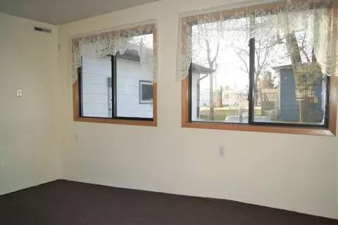 116 Main St, Edgeley, ND 58433 photo 22