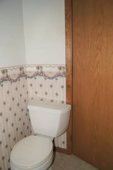 116 Main St, Edgeley, ND 58433 photo 11