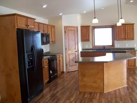 2901 14th Ave SE, Mandan, ND 58554 photo 6