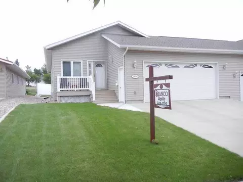 1820 Harmon Ave, Bismarck, ND 58501 photo 1