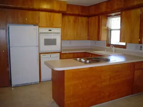1815 Harmon Ave, Bismarck, ND 58501 photo 3