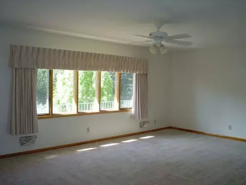 1815 Harmon Ave, Bismarck, ND 58501 photo 5