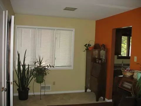 1006 Midway Dr, Bismarck, ND 58501 photo 12