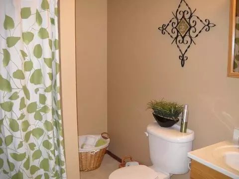 4726 Fairfax Lp, Bismarck, ND 58503 photo 13