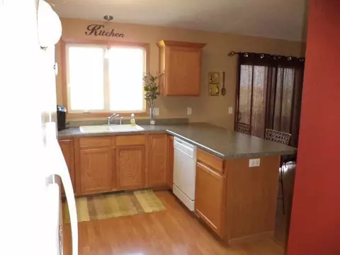 4726 Fairfax Lp, Bismarck, ND 58503 photo 5