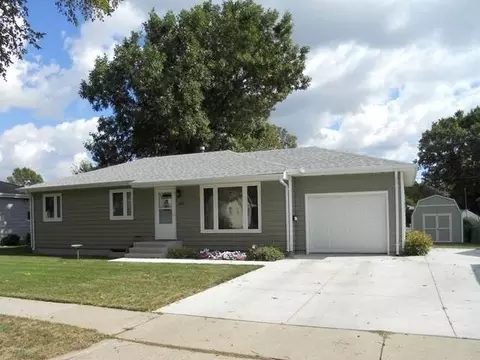 2113 St Benedict Dr, Bismarck, ND 58501 photo 1