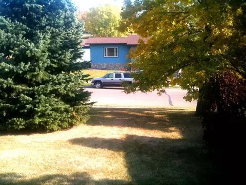 559 Marilyn Dr, Mandan, ND 58554 photo 26
