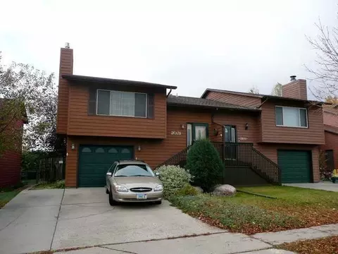 2021 Capitol Ave E, Bismarck, ND 58501 photo 1