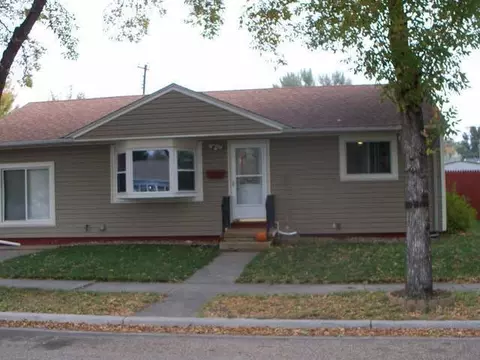 532 Sunset Pl, Bismarck, ND 58501 photo 1