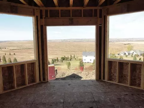 5106 Cornice Dr, Bismarck, ND 58503 photo 3