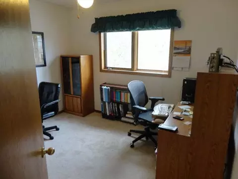 4201 36th Ave NW, Mandan, ND 58554 photo 10