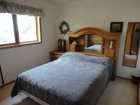 4201 36th Ave NW, Mandan, ND 58554 photo 5
