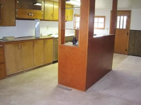 211 Lamborn Ave, Stanton, ND 58571 photo 4
