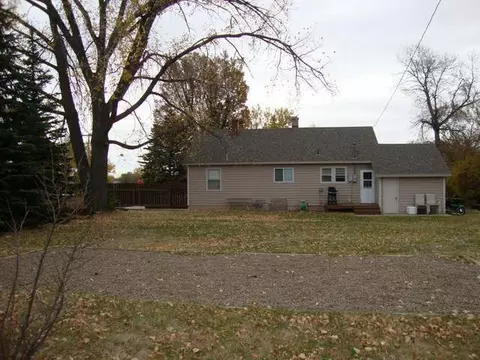 202 3rd St, Riverdale, ND 58565 photo 3