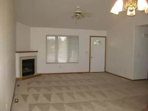 579 Brandon Pl, Bismarck, ND 58503 photo 6