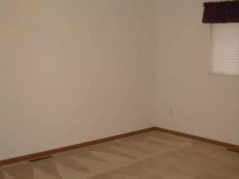 579 Brandon Pl, Bismarck, ND 58503 photo 7