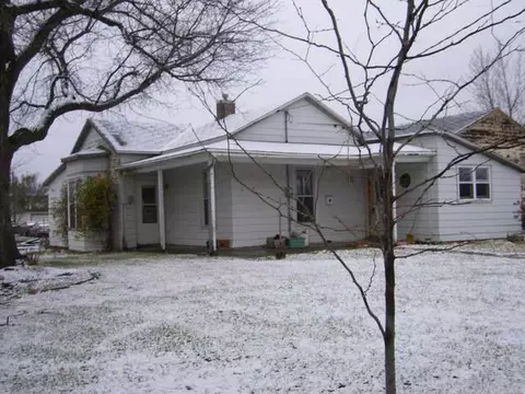 1202 Bowen Ave E, Bismarck, ND 58504 photo 1