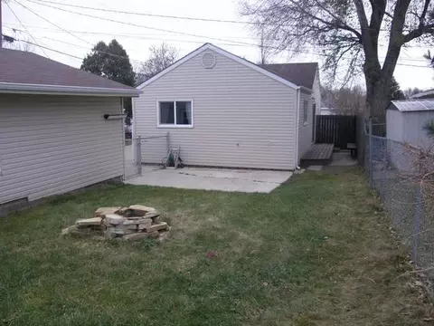 1810 D Ave E, Bismarck, ND 58501 photo 9