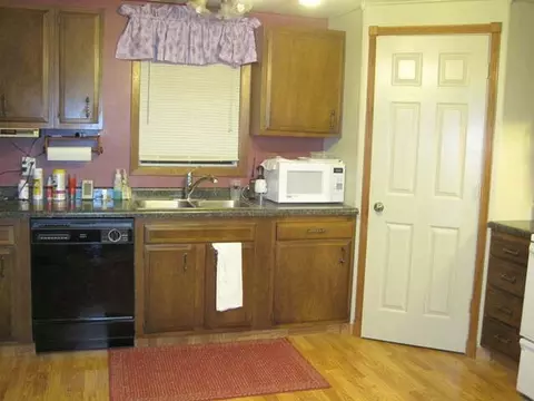 505 Chaffee Row, Beulah, ND 58523 photo 2