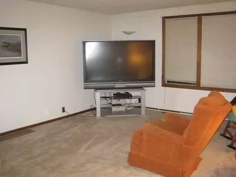 505 Chaffee Row, Beulah, ND 58523 photo 4