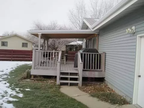 1540 Omaha Dr E, Bismarck, ND 58504 photo 23