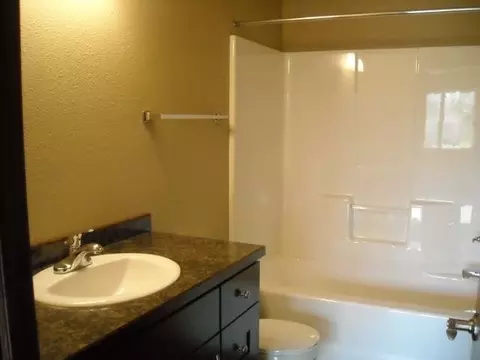 1722 Calgary Lp, Bismarck, ND 58503 photo 14