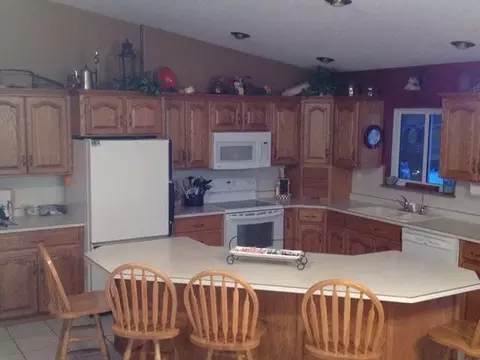 612 Lyon St, Stanton, ND 58571 photo 5
