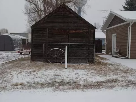 612 Lyon St, Stanton, ND 58571 photo 19