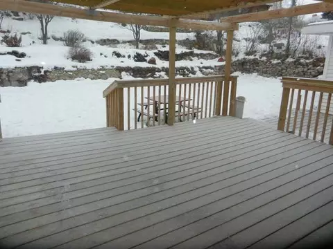 705 Custer Dr, Mandan, ND 58554 photo 2