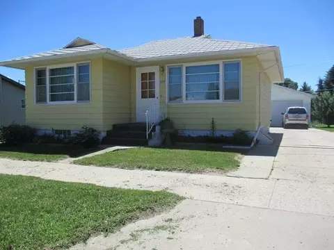 505 Main St W, Beulah, ND 58523 photo 1