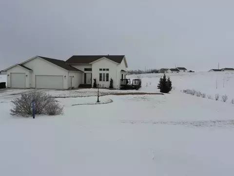 4455 Preston Lp, Bismarck, ND 58504 photo 23