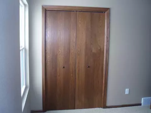 908 Bremner Ave, Bismarck, ND 58503 photo 17